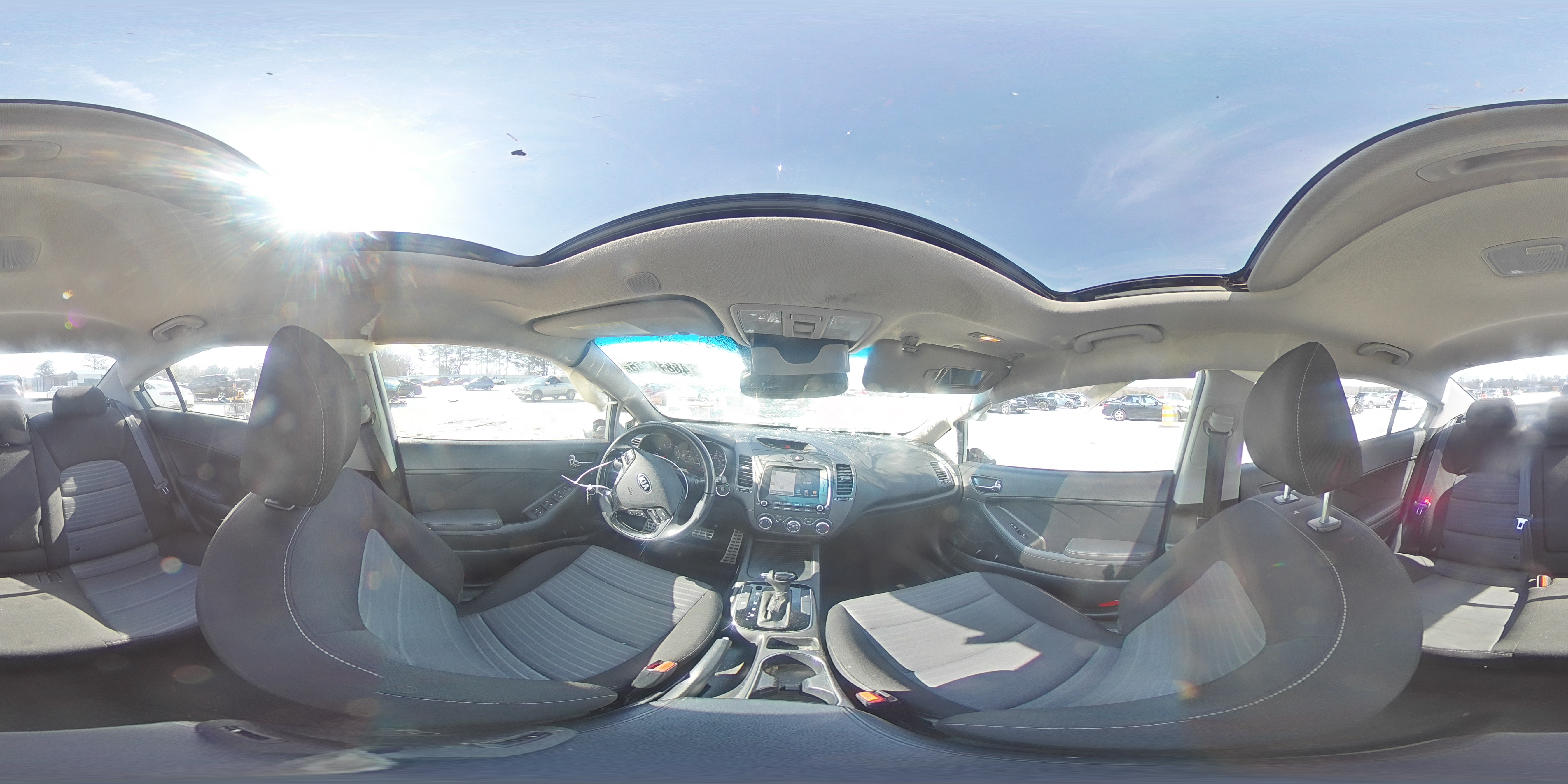 2017 Kia Forte - Image 12