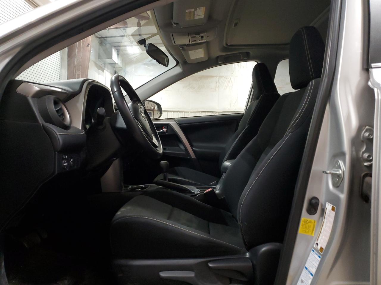 JTMRJREV2GD014417 TOYOTA RAV4 2016