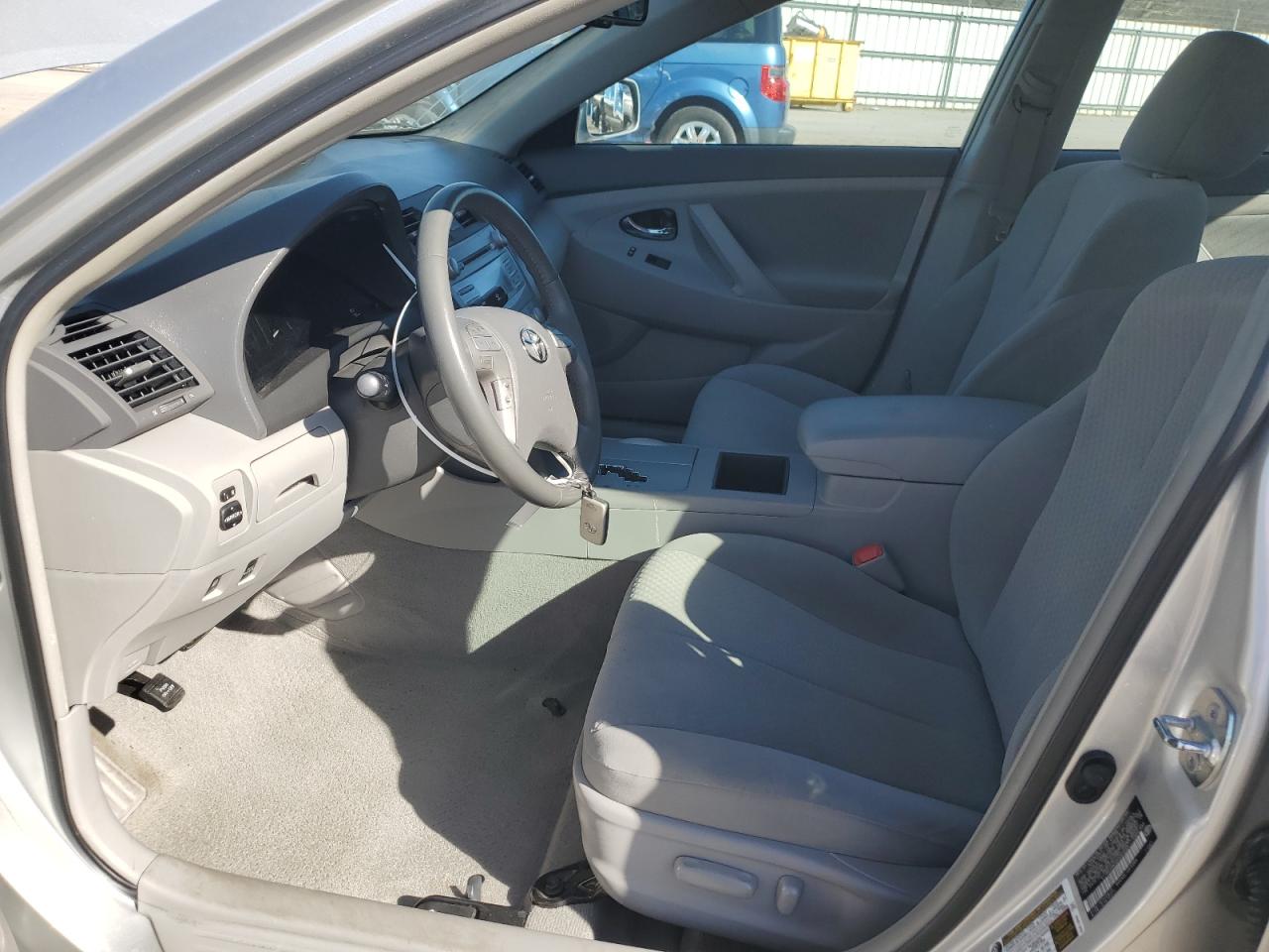 2009 Toyota Camry - Image 7
