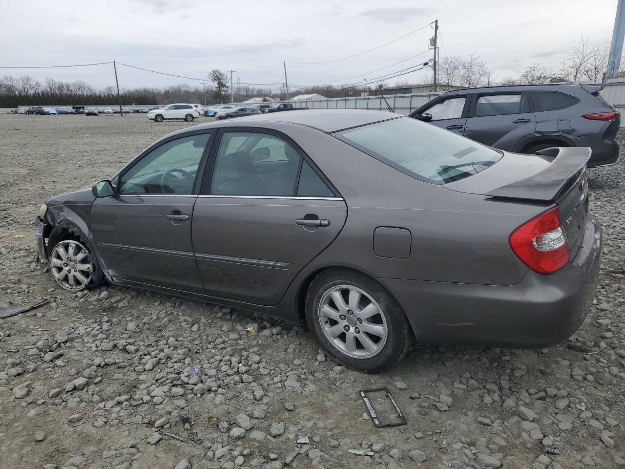 2004 Toyota Camry - Image 2