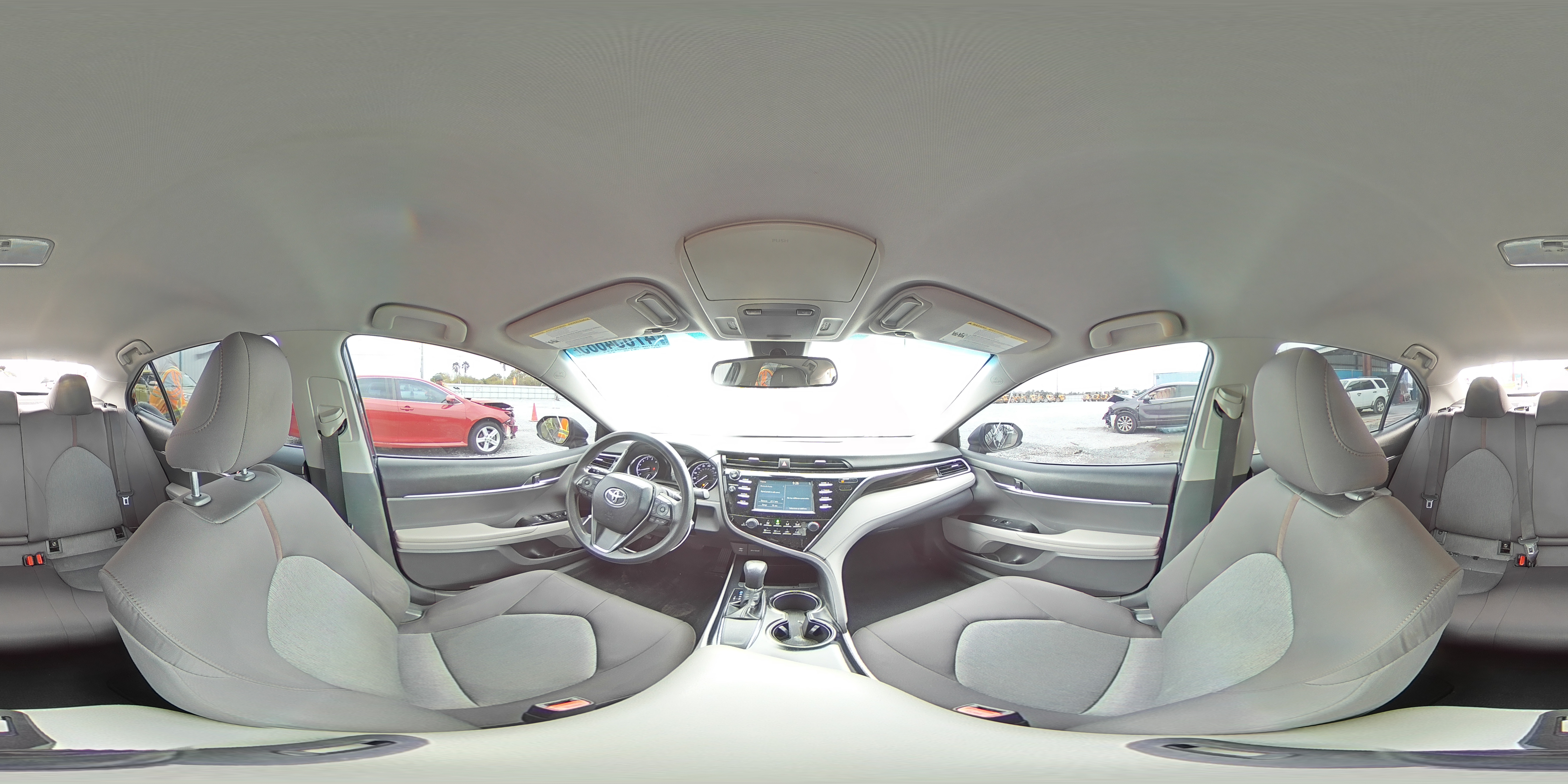 2018 Toyota Camry - Image 14
