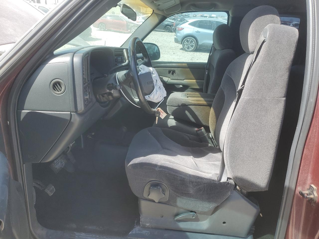 2000 GMC Sierra - Image 7