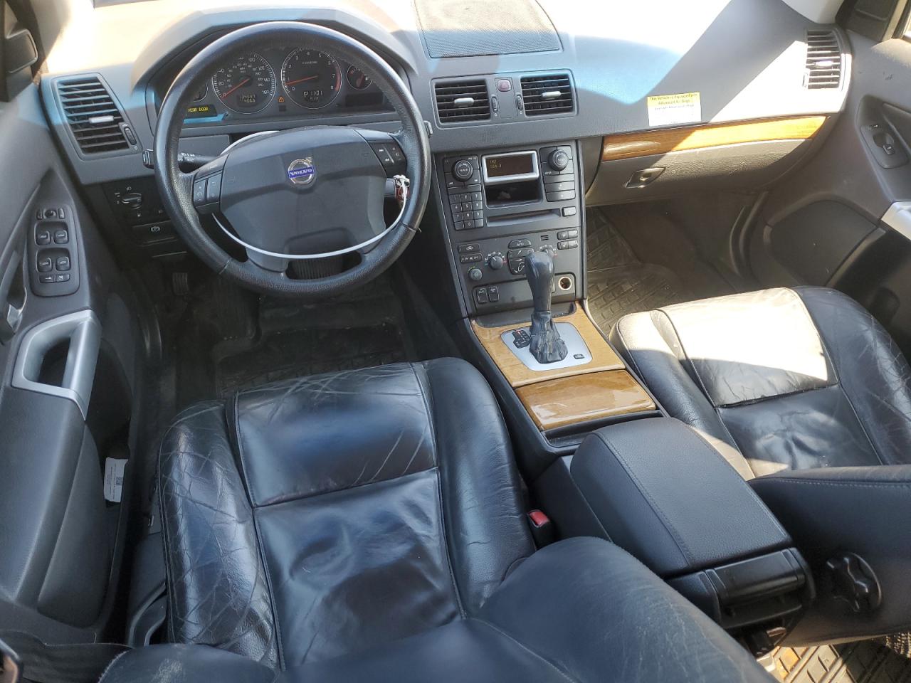 2006 Volvo XC90 - Image 8