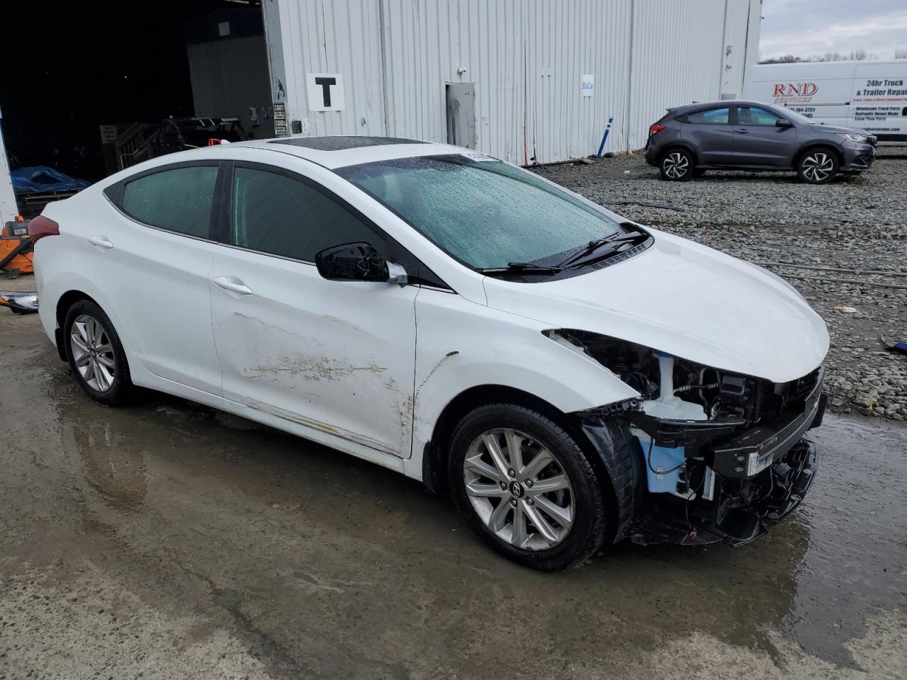 2015 Hyundai Elantra - Image 4