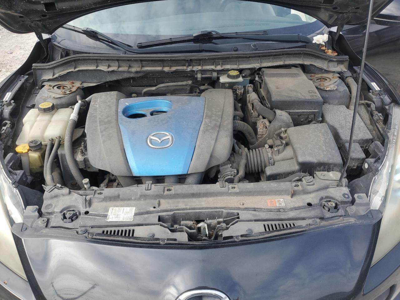 2012 Mazda 3 - Image 11