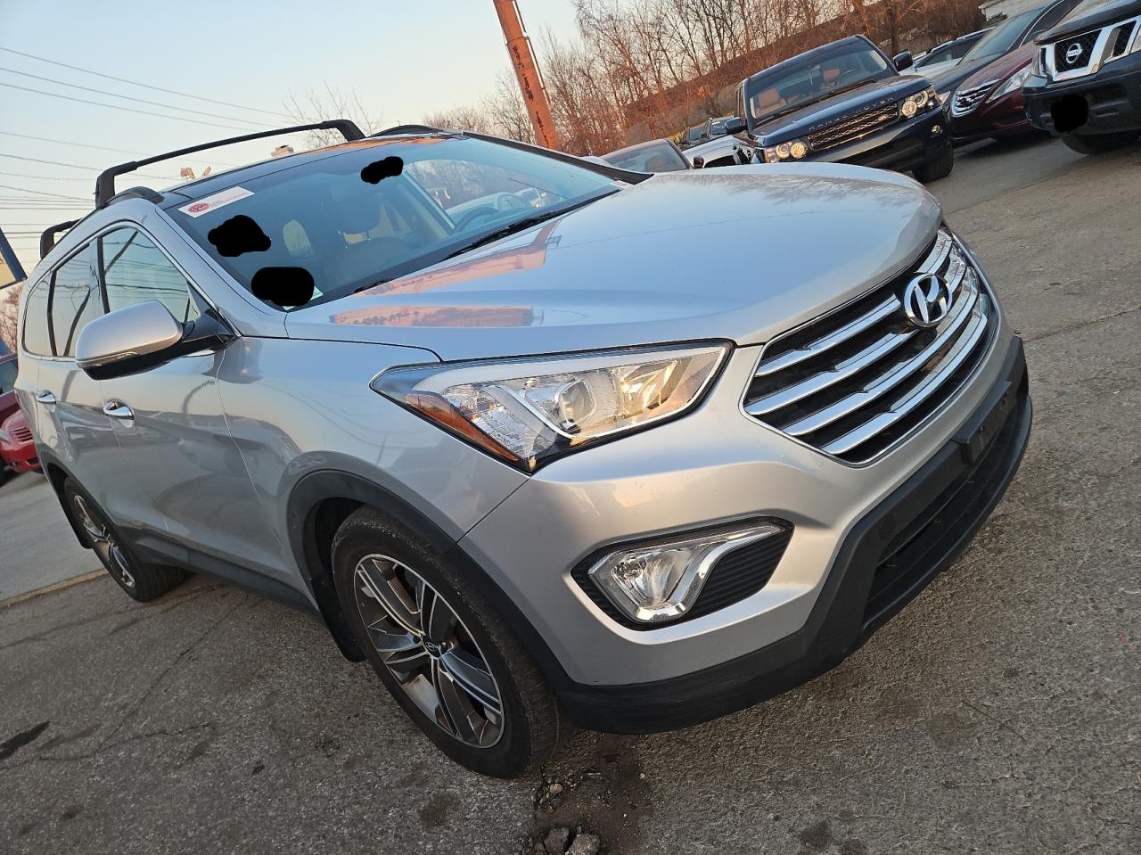 2015 Hyundai Santa Fe - Image 1