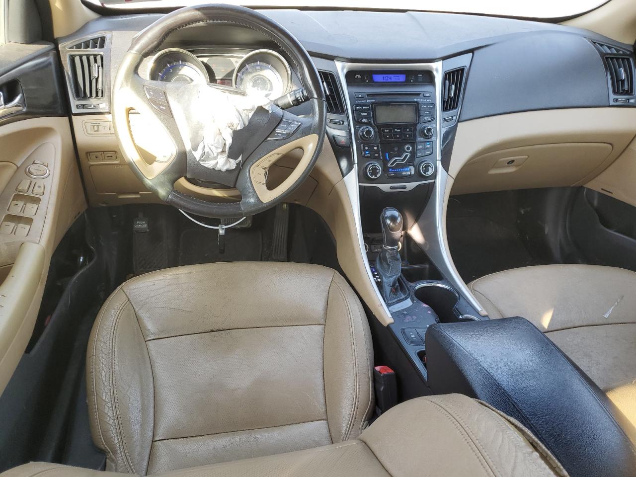 2012 Hyundai Sonata - Image 8