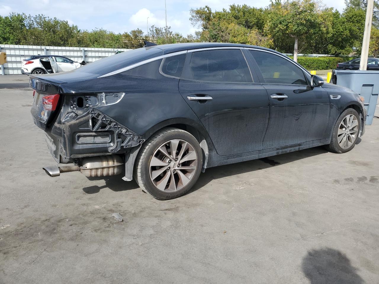 2018 Kia Optima - Image 3