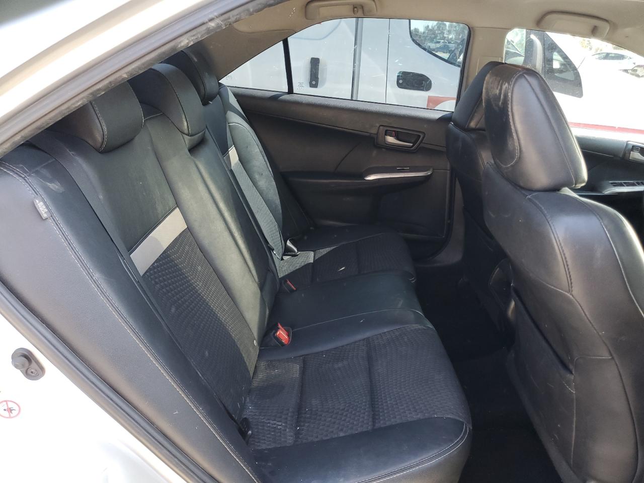 2013 Toyota Camry - Image 10