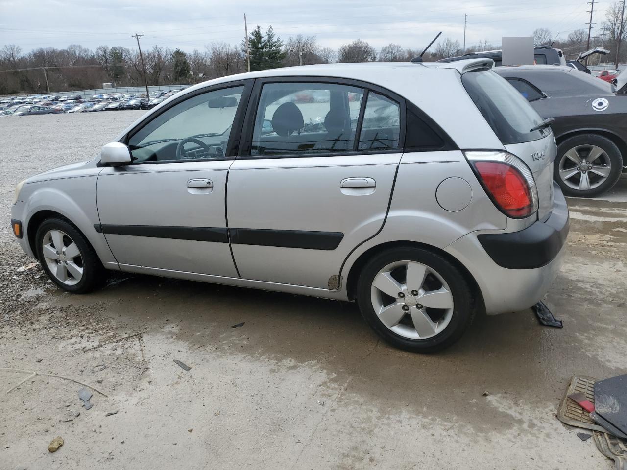 2007 Kia Rio - Image 2
