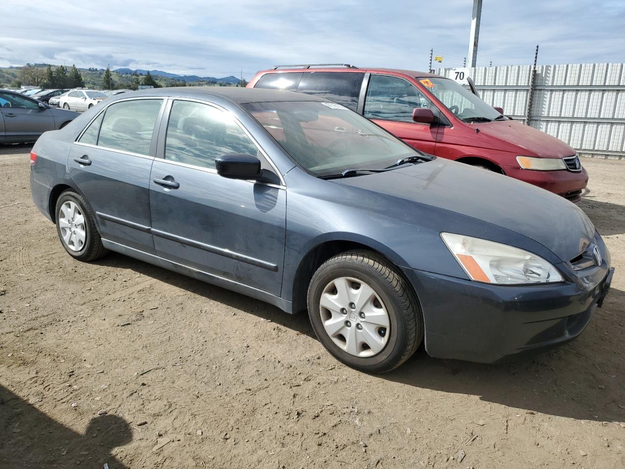 2004 Honda Accord - Image 4