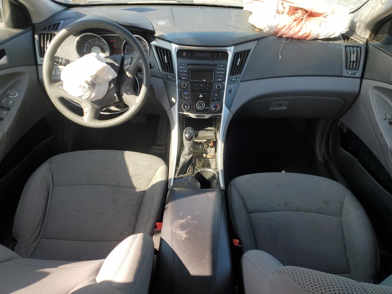 2014 Hyundai Sonata - Image 8