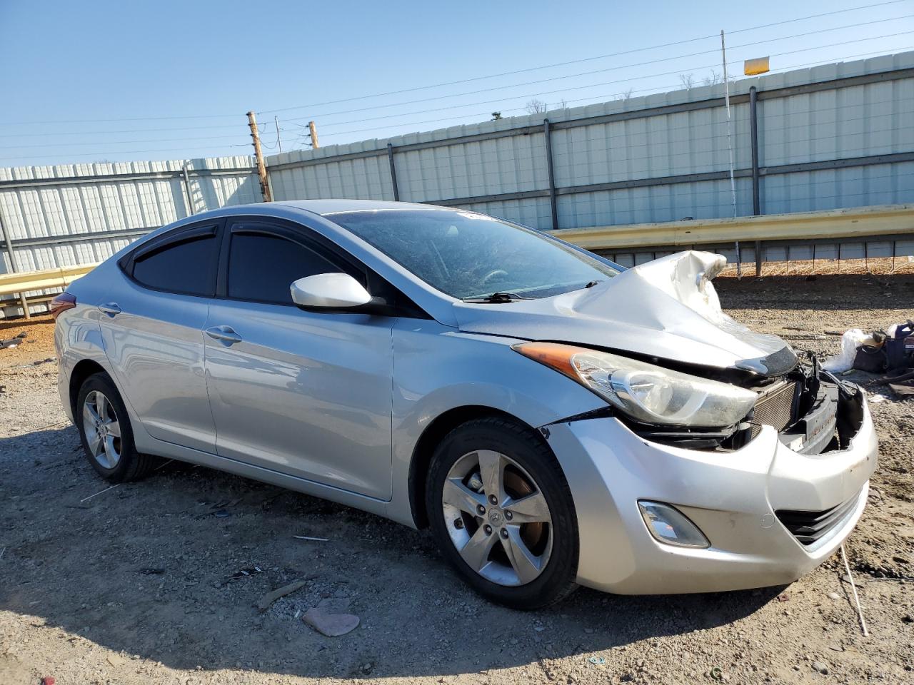 2012 Hyundai Elantra - Image 4