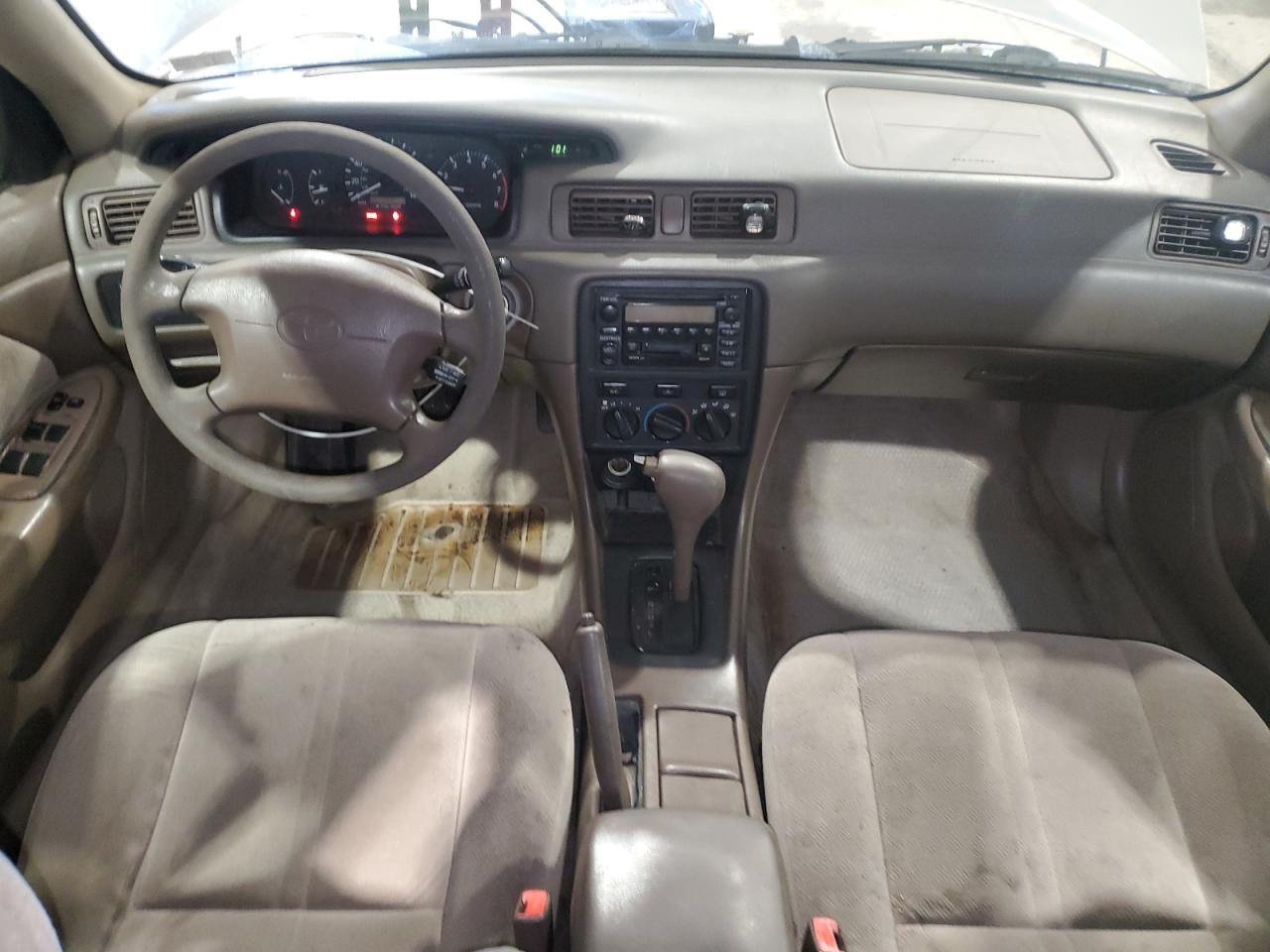 2001 Toyota Camry - Image 8