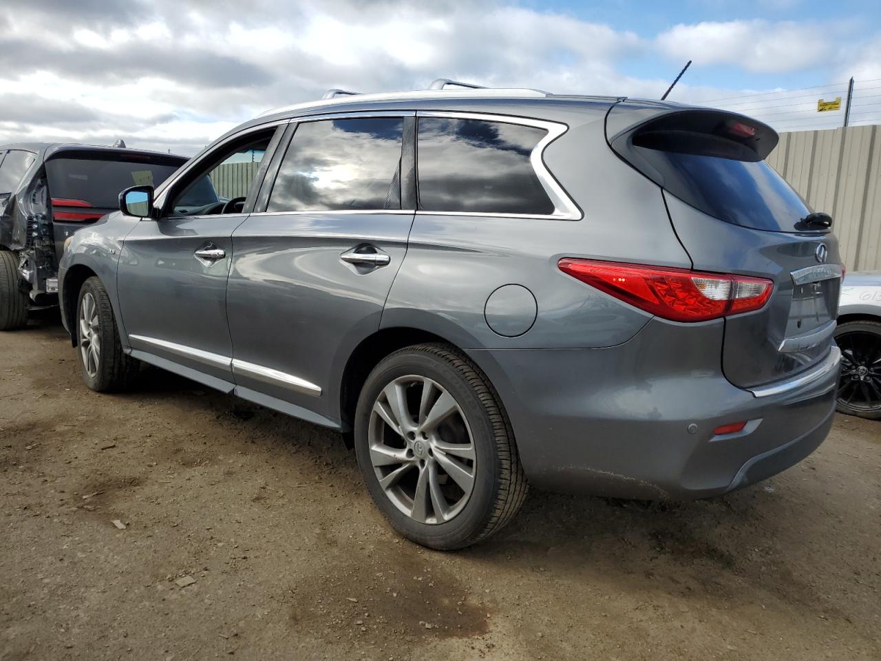 2015 Infiniti QX60 - Image 2