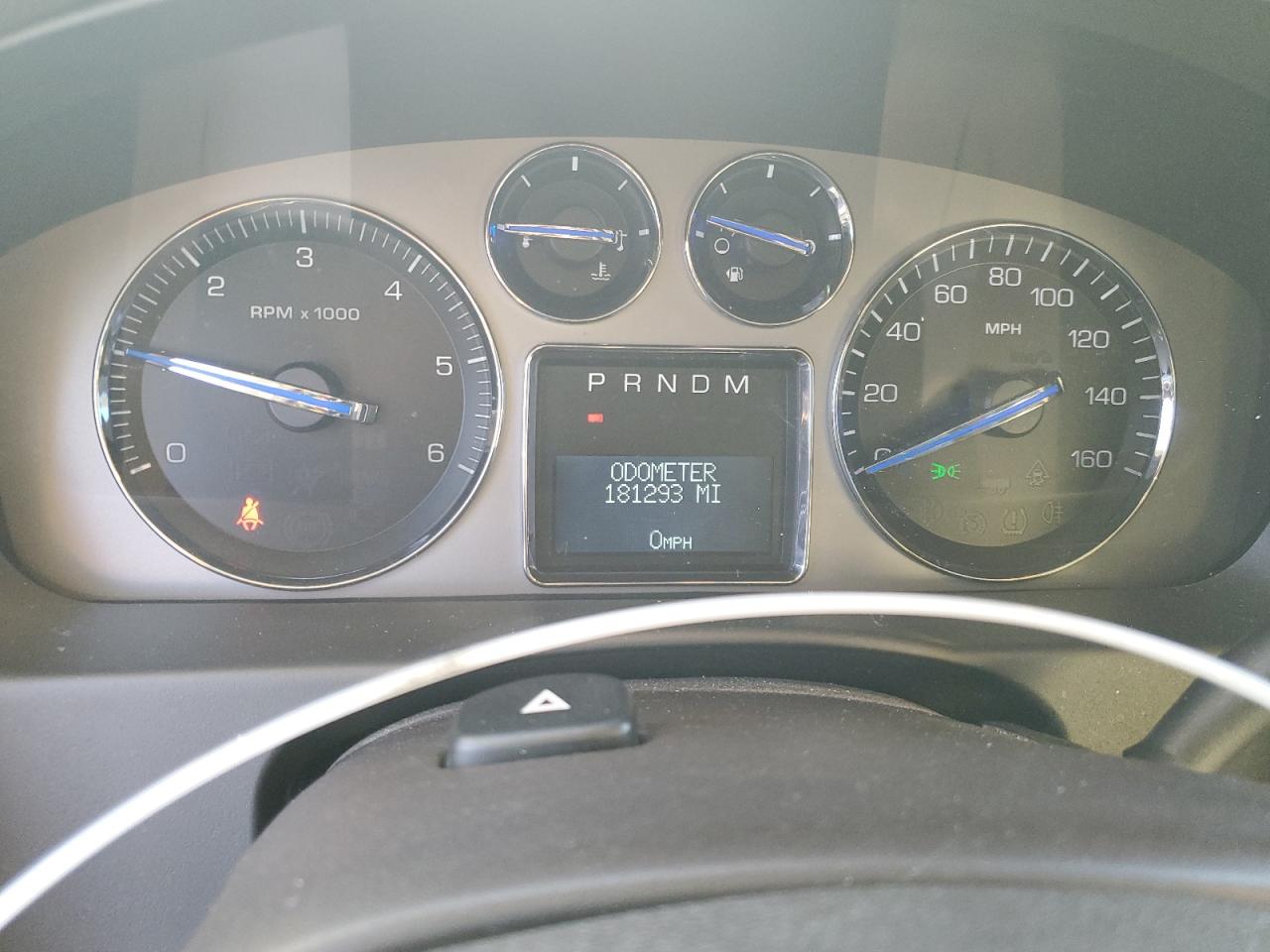 2008 Cadillac Escalade - Image 9