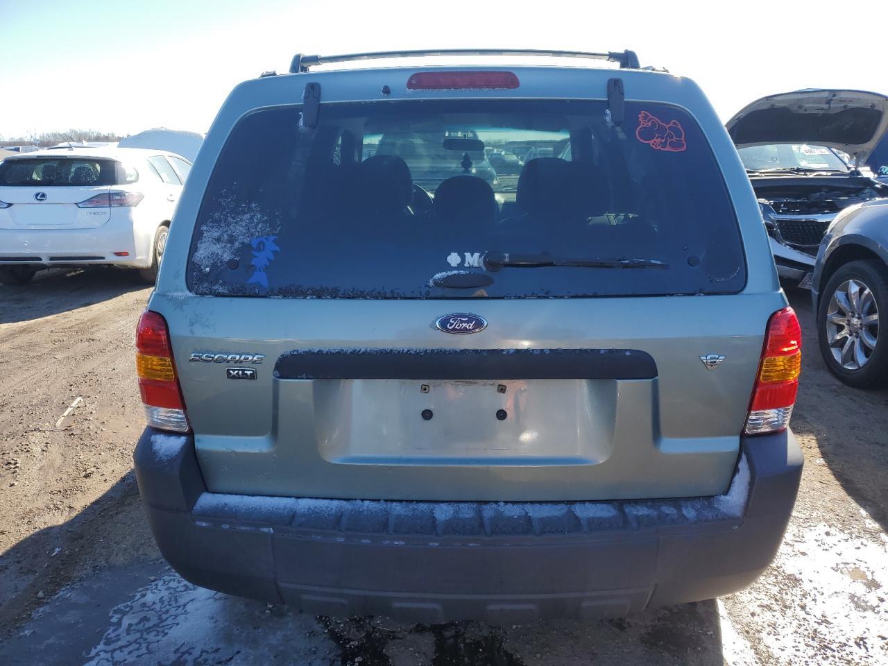2006 Ford Escape - Image 6