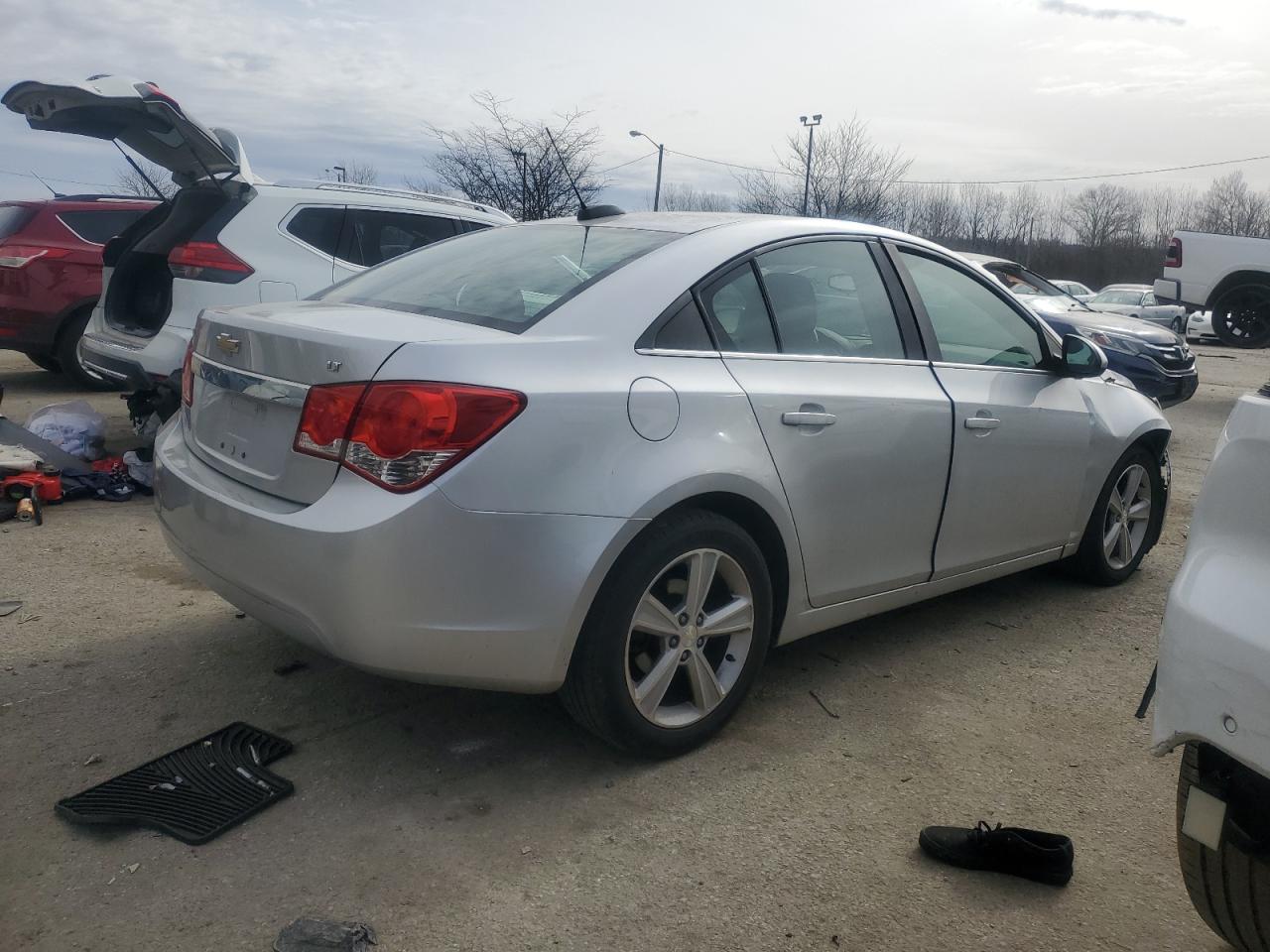 2015 Chevrolet Cruze - Image 3