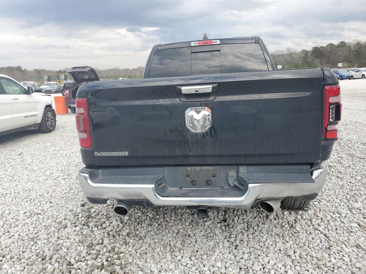 2021 RAM 1500 - Image 6