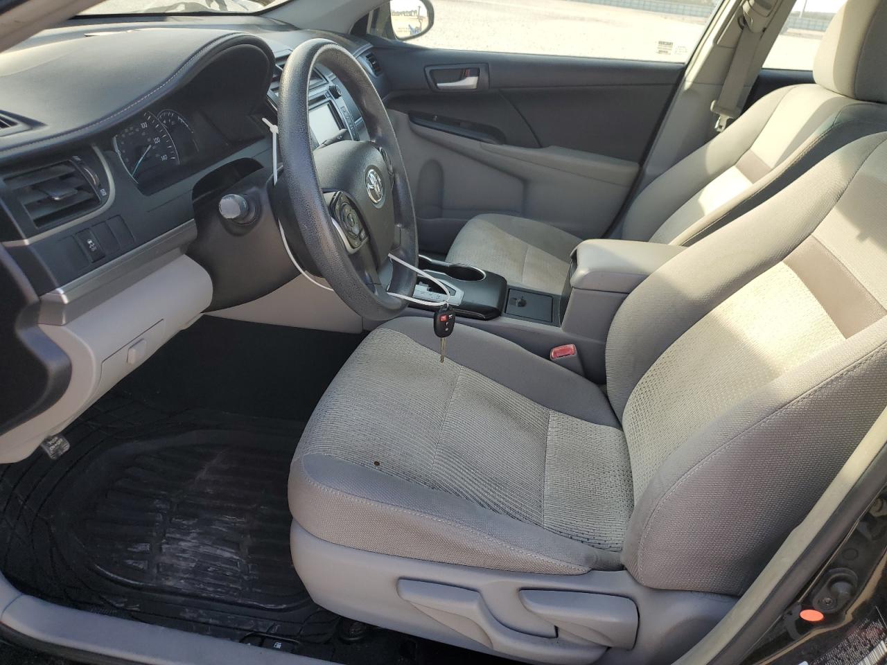 2014 Toyota Camry - Image 7