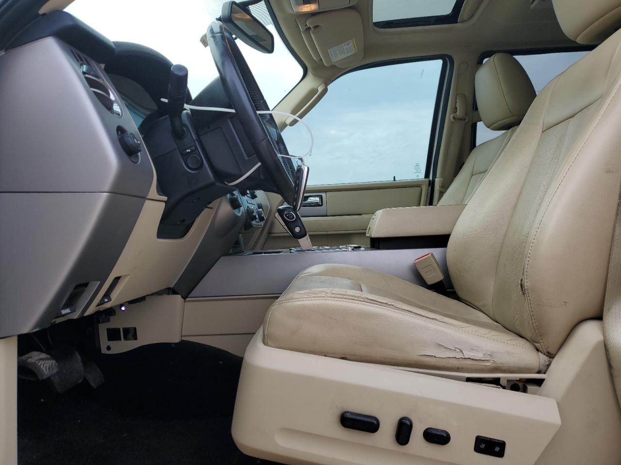 2015 Ford Expedition - Image 7