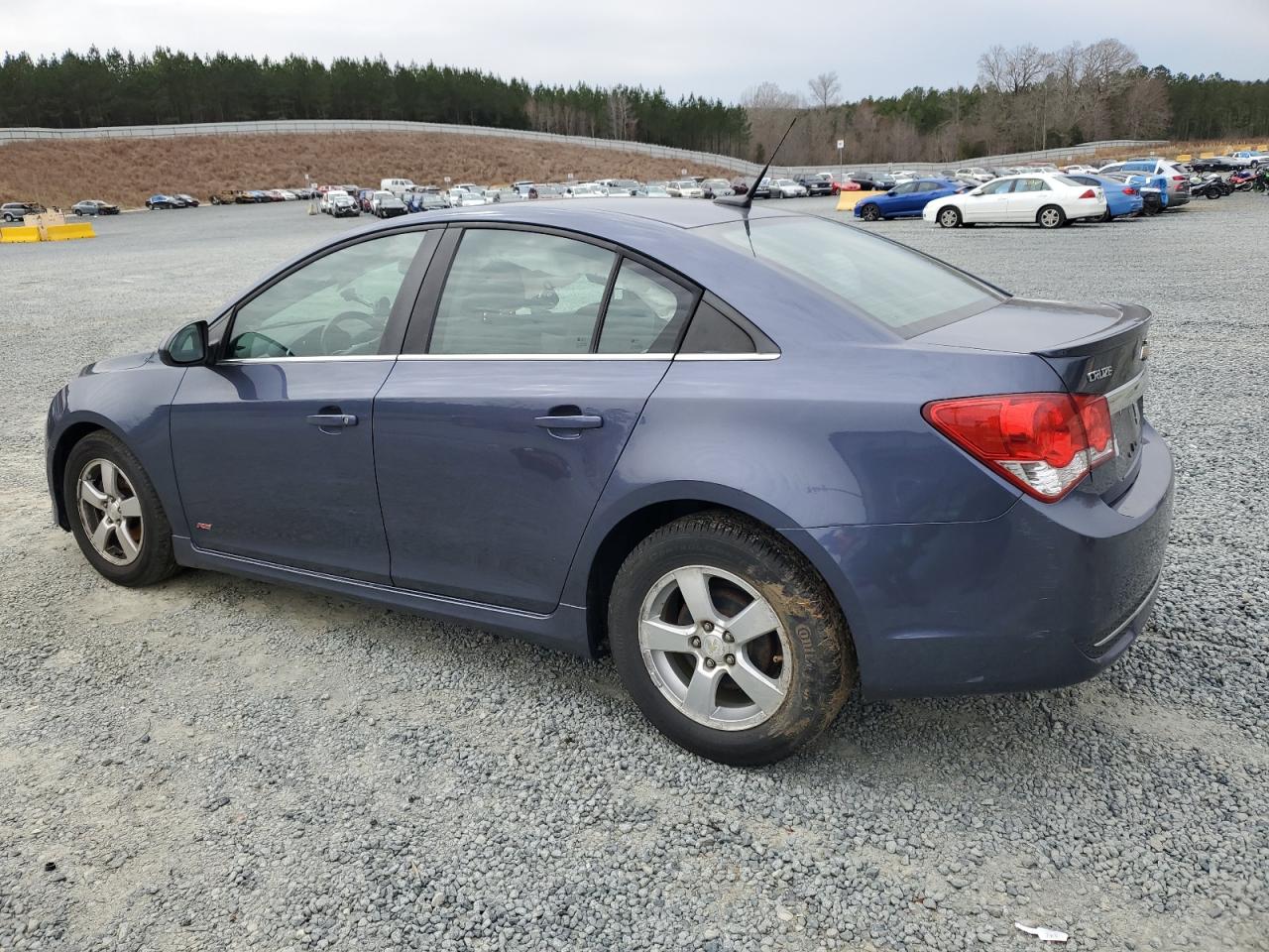 2014 Chevrolet Cruze - Image 2