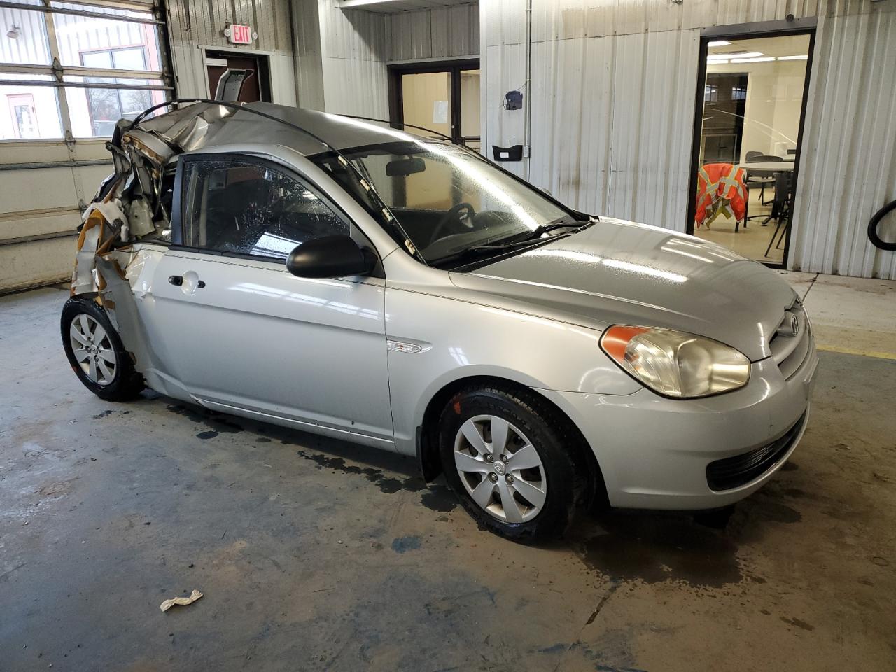 2008 Hyundai Accent - Image 4