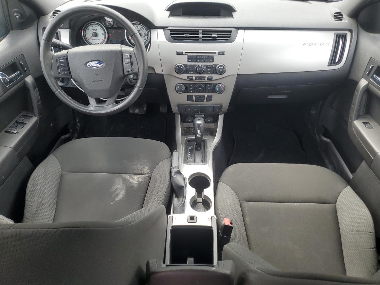 2009 Ford Focus - Image 8