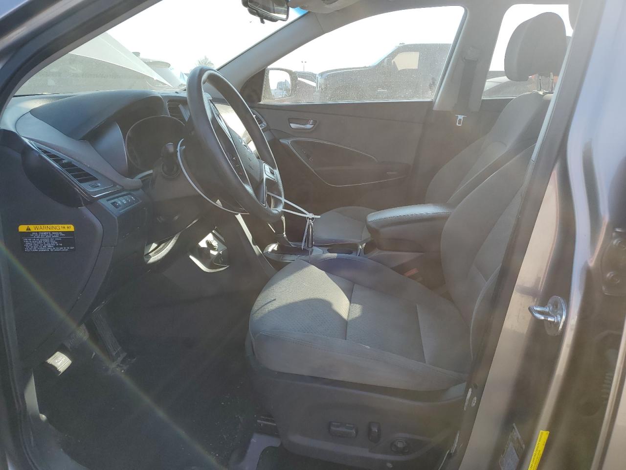 2017 Hyundai Santa Fe - Image 7