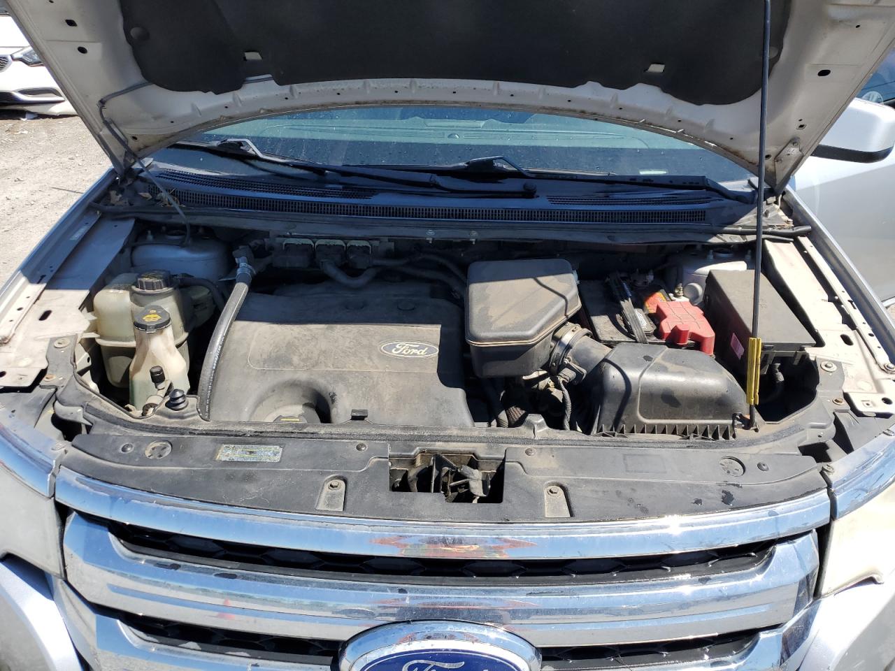 2011 Ford Edge - Image 12