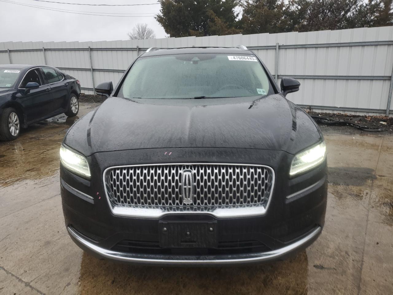 2021 Lincoln Nautilus - Image 5