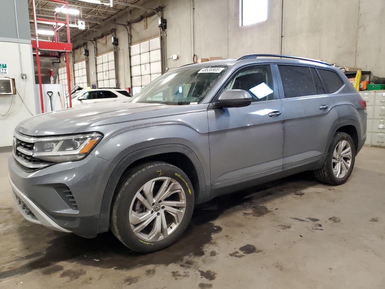2021 Volkswagen Atlas - Image 1