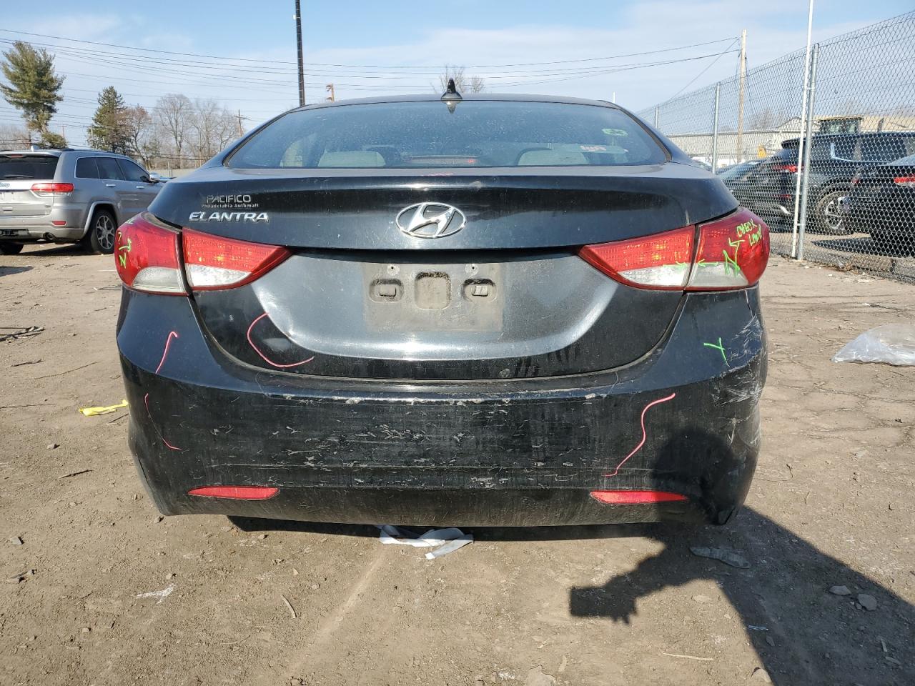 2012 Hyundai Elantra - Image 6