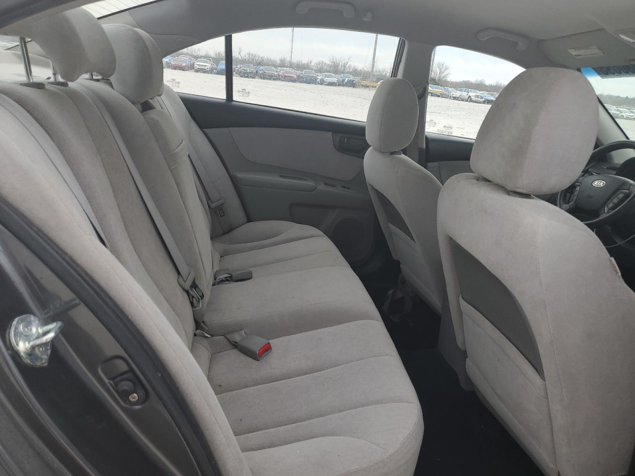 2009 Kia Optima - Image 10