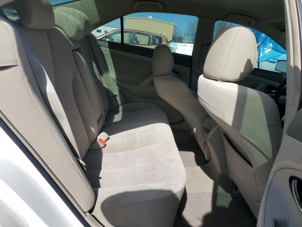 2011 Toyota Camry - Image 10