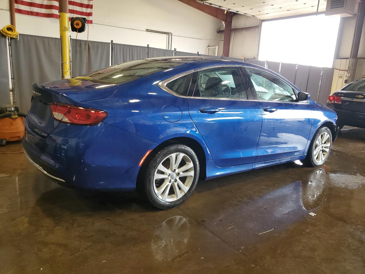 2016 Chrysler 200 - Image 3
