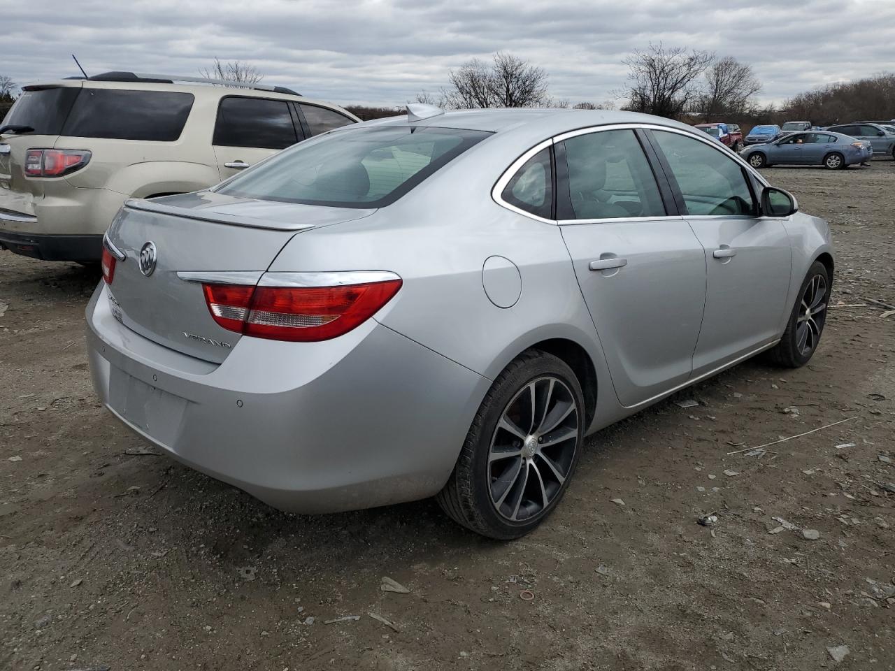 2017 Buick Verano - Image 3