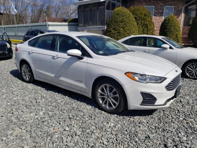  FORD FUSION 2019 Biały