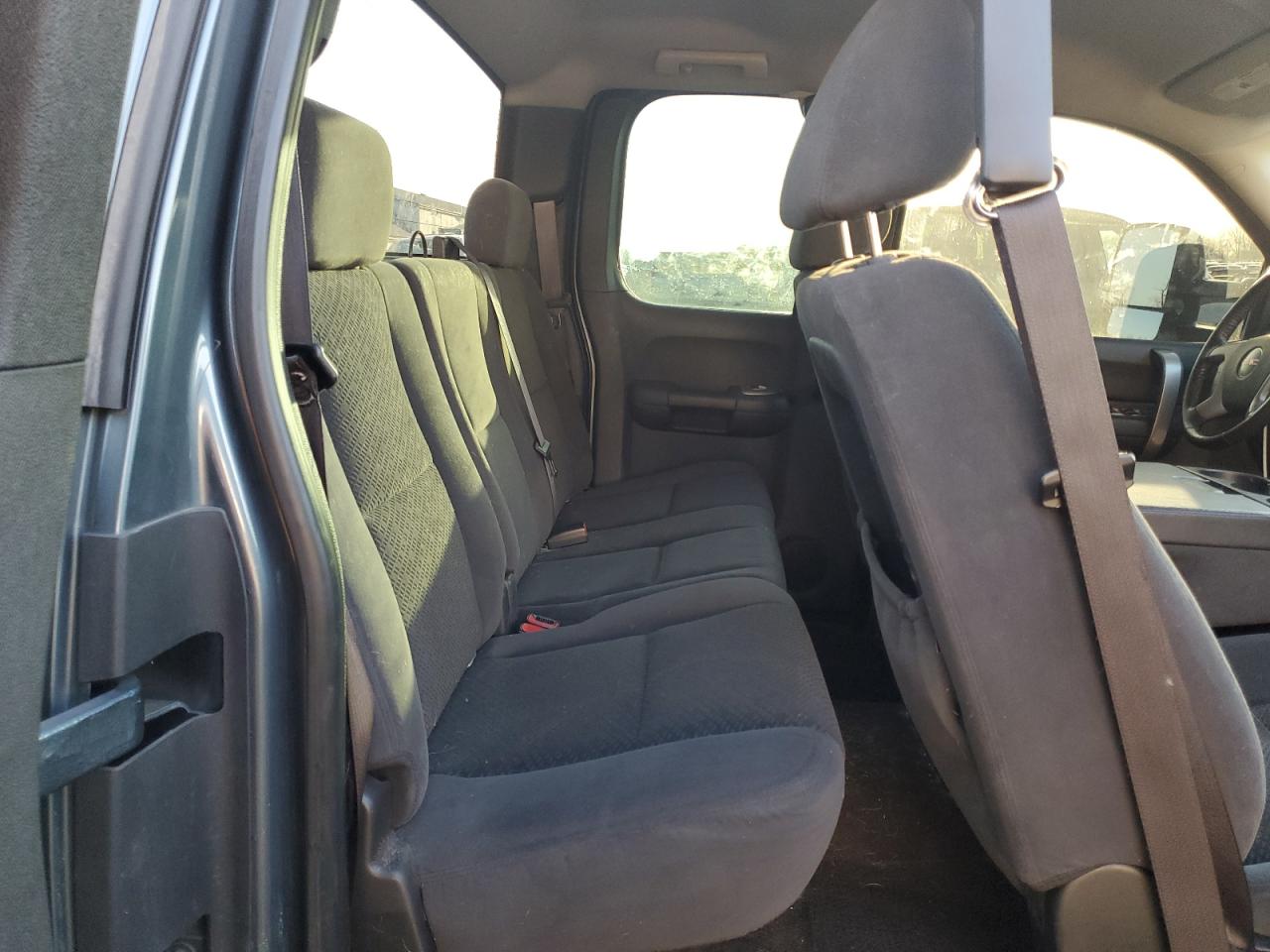 2008 GMC Sierra - Image 11