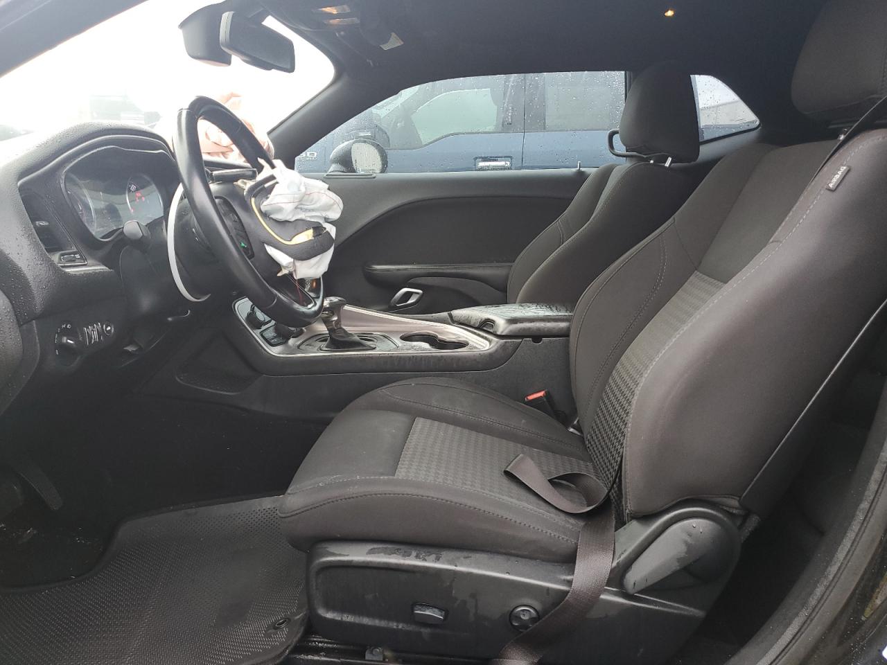 2019 Dodge Challenger - Image 7
