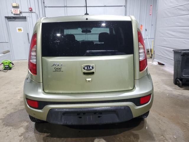  KIA SOUL 2013 Зеленый