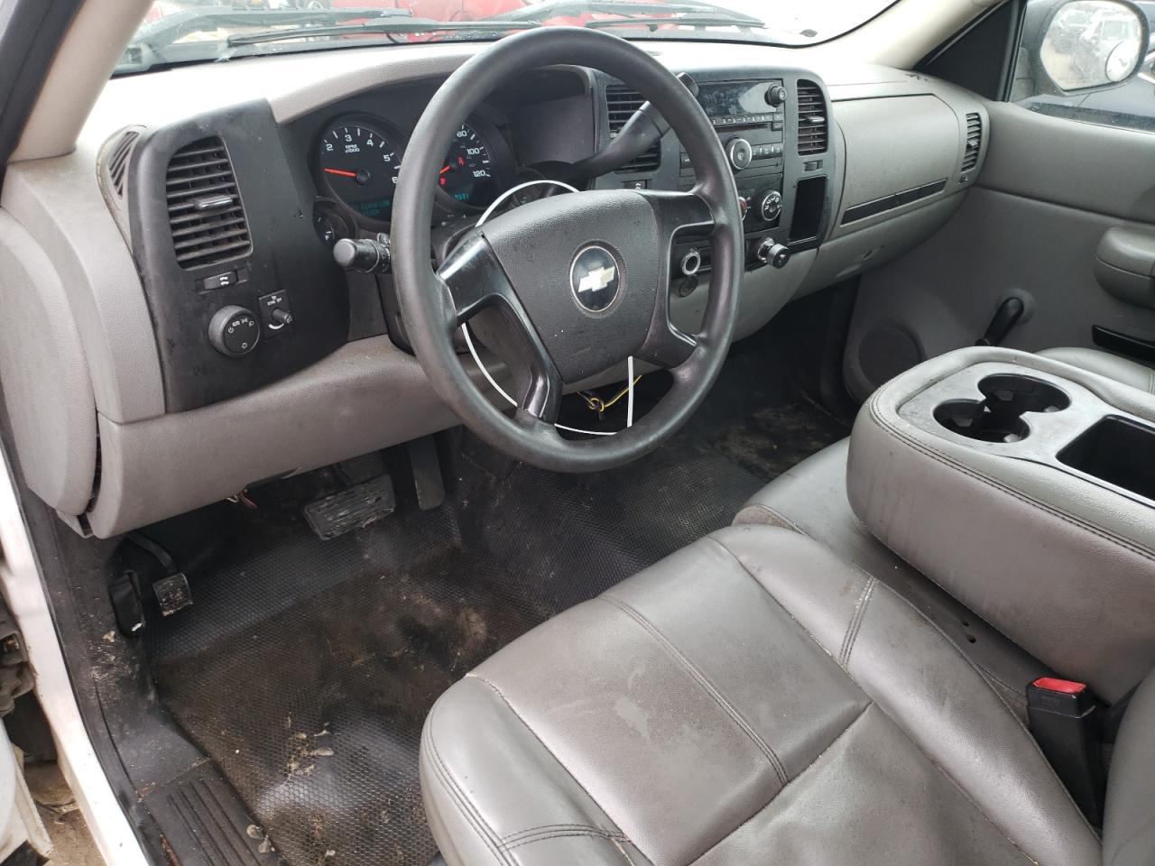 2009 Chevrolet Silverado - Image 8