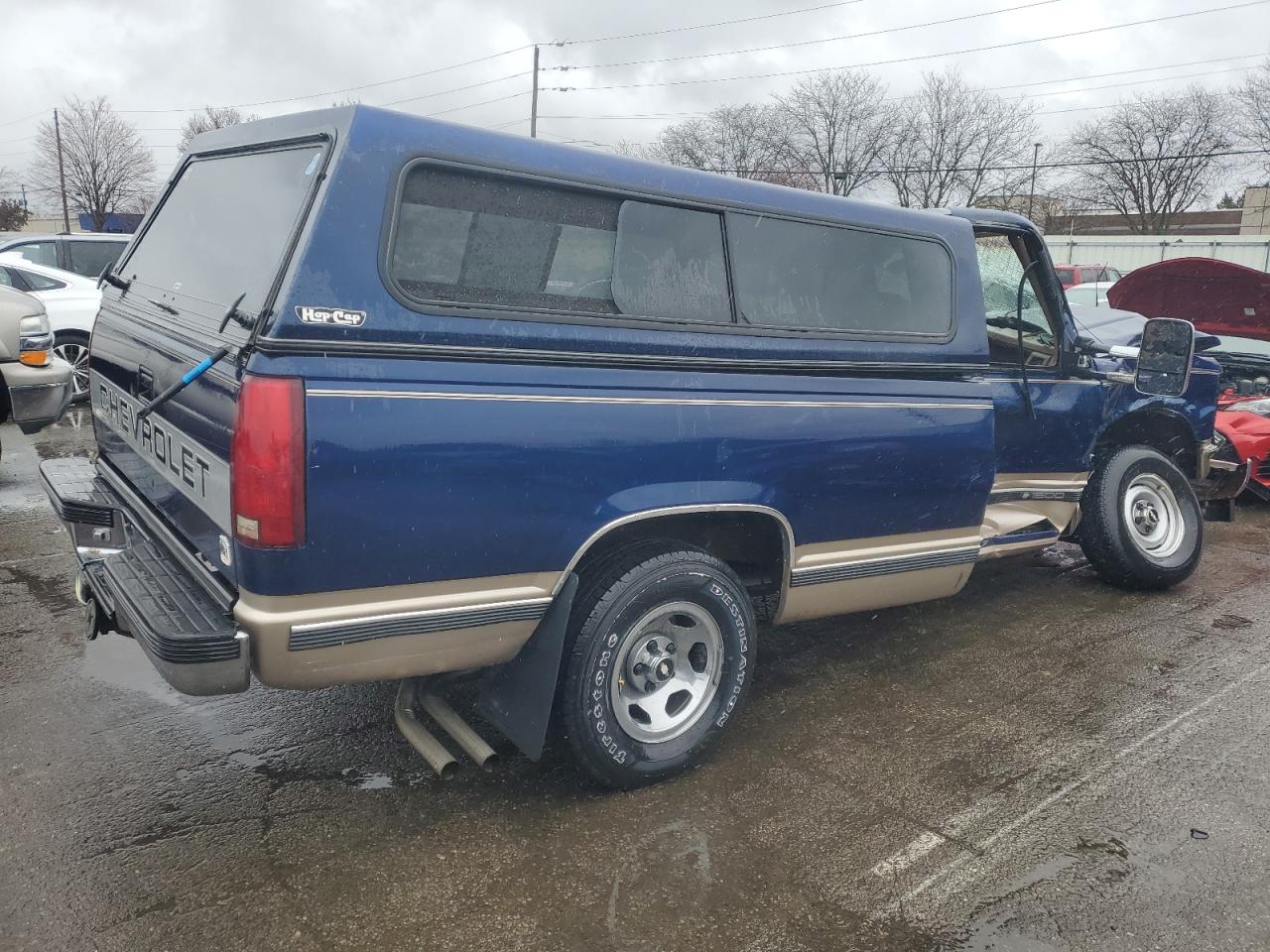 1993 Chevrolet GMT-400 - Image 3