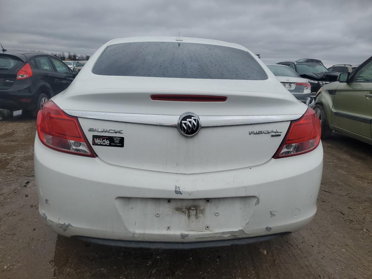 2011 Buick Regal - Image 6