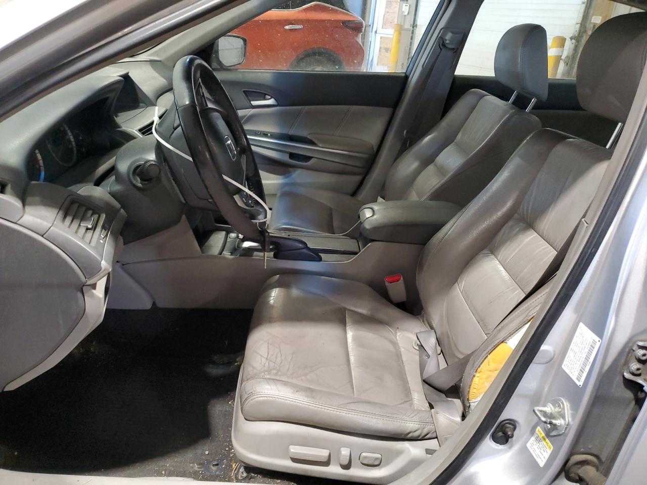 2009 Honda Accord - Image 7