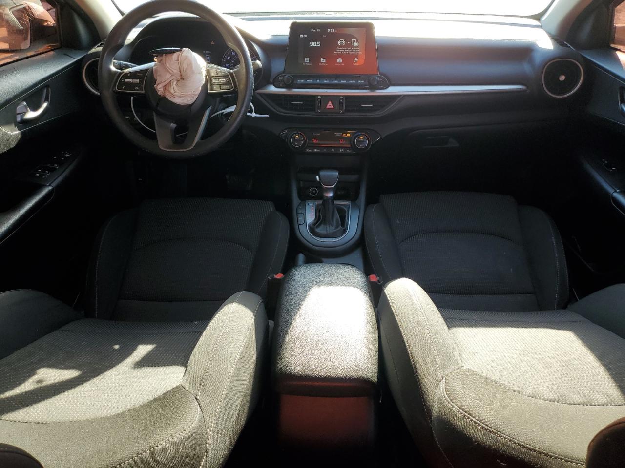 2019 Kia Forte - Image 8