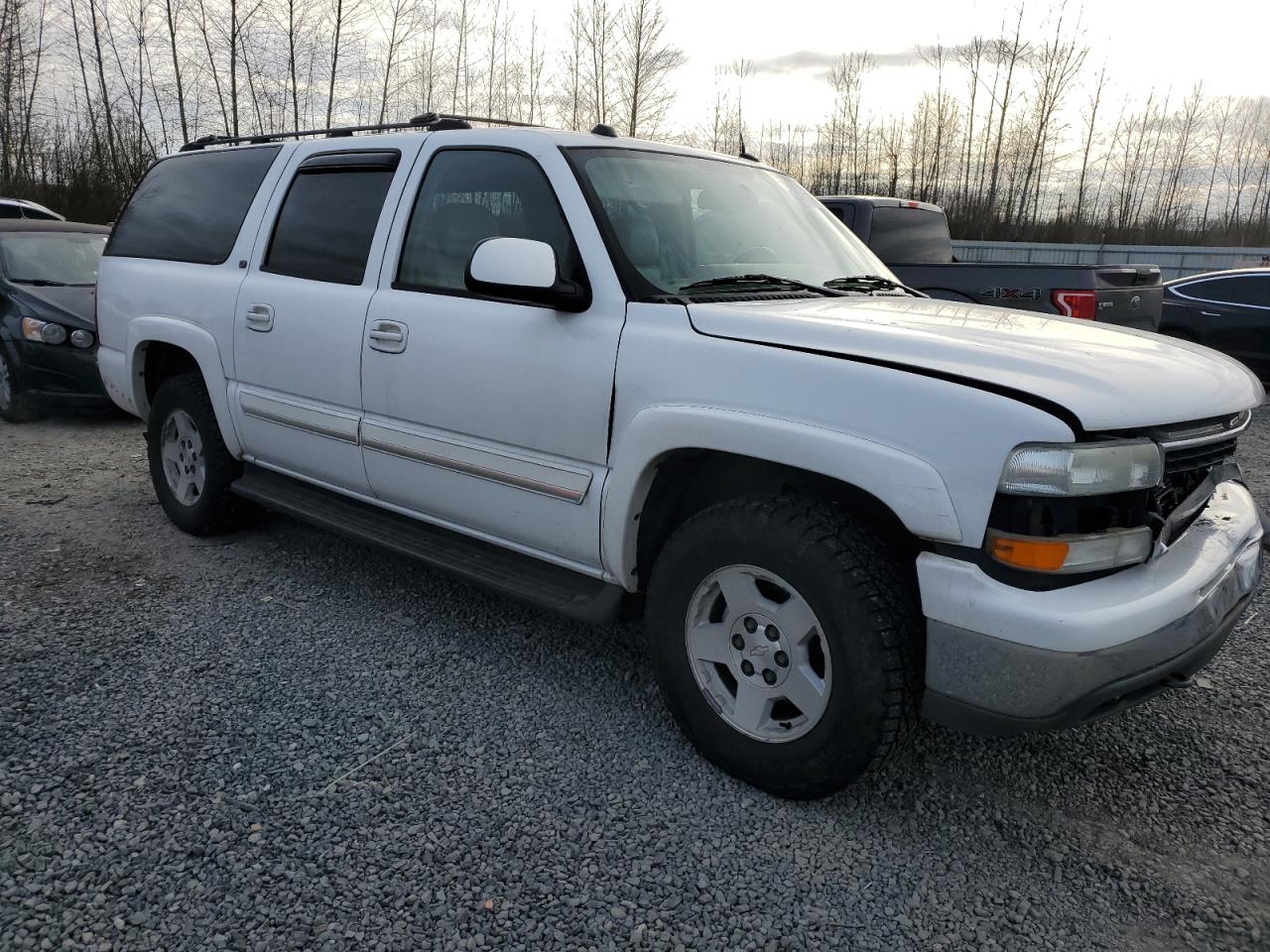2004 Chevrolet Suburban - Image 4