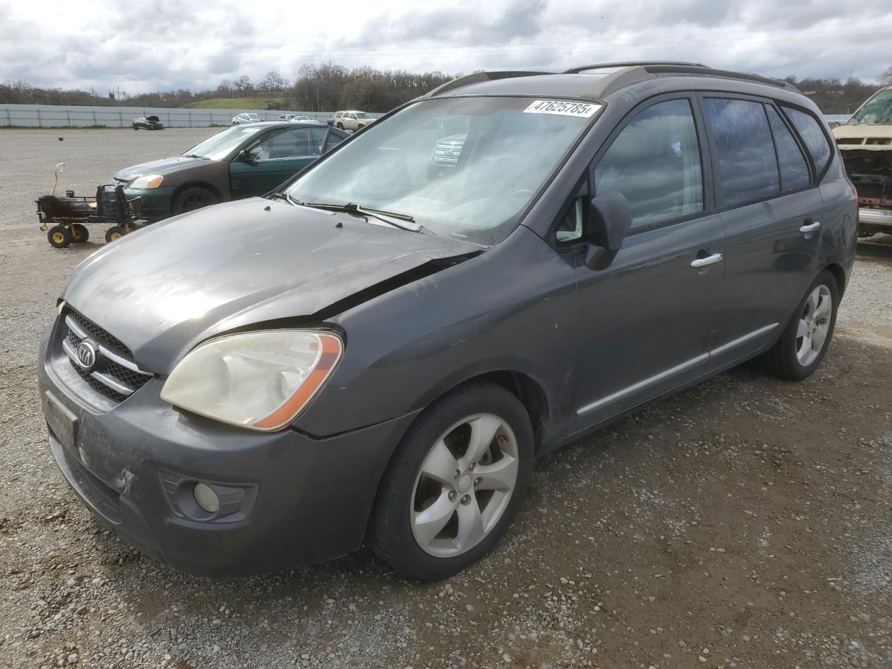 2007 Kia Rondo - Image 1
