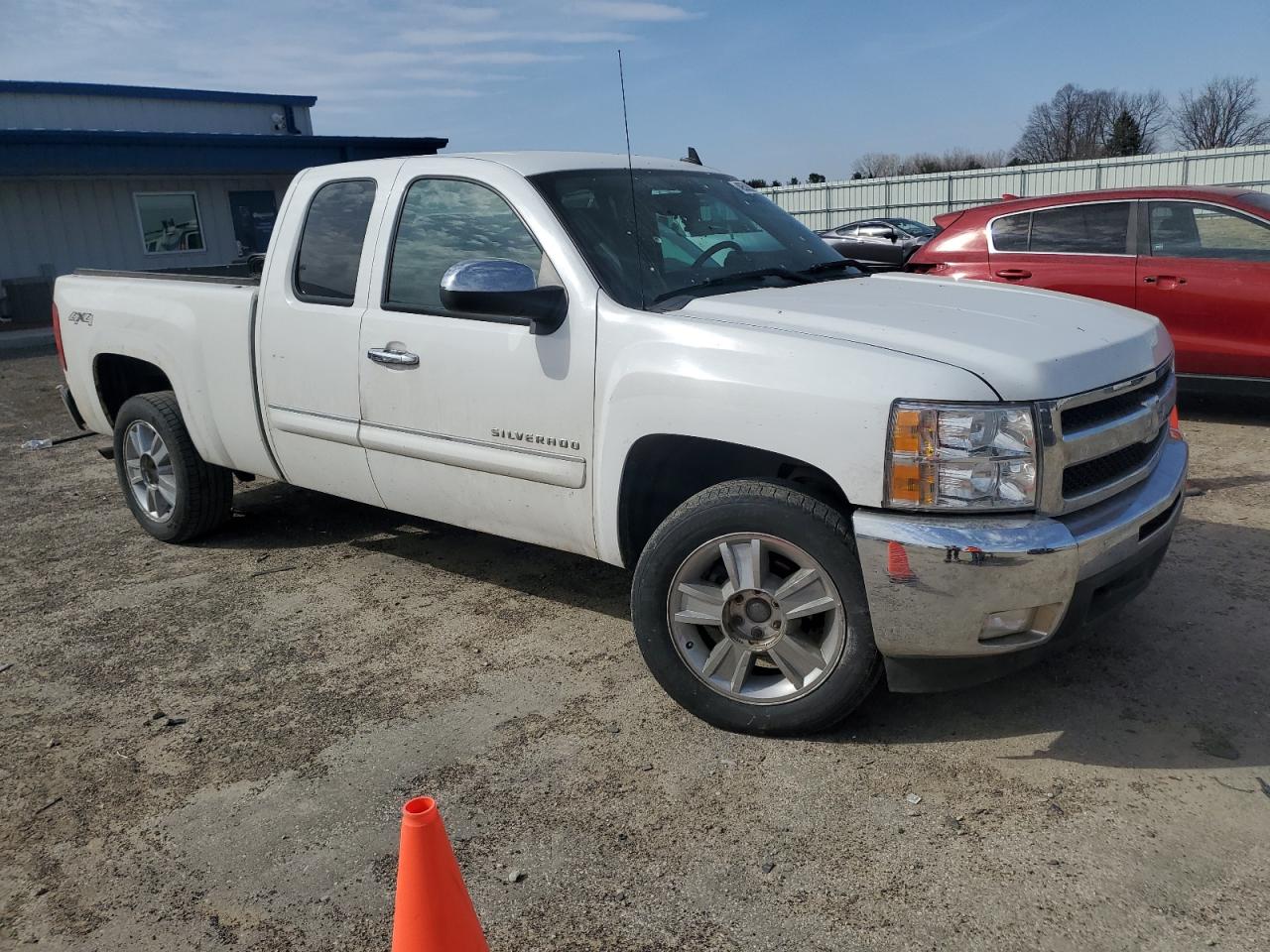 2012 Chevrolet Silverado - Image 4