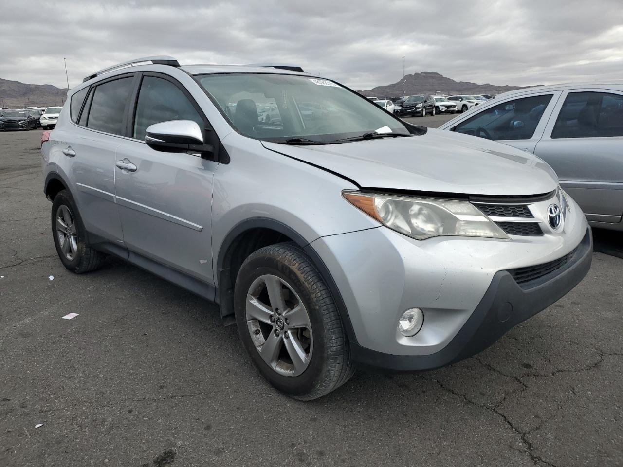 2015 Toyota RAV 4 - Image 4